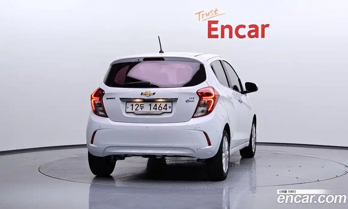 Chevrolet Spark 2016 1.0 гидро в Москве № 104404, фото 4