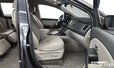 Kia Canival 2020 2.2 гидро в Москве № 124328, миниатюра 11