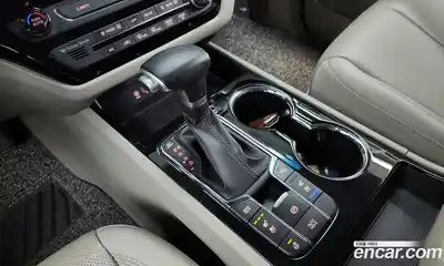 Kia Canival 2020 2.2 гидро в Москве № 124328, миниатюра 9