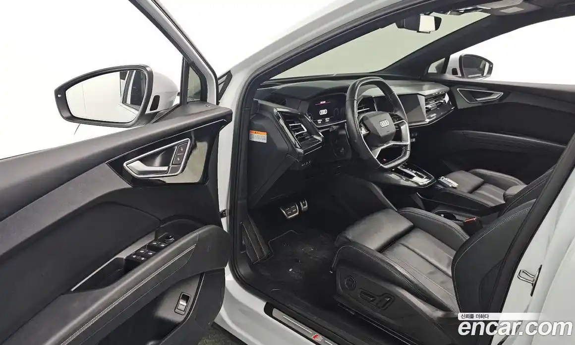 Audi Q4 e-tron 2022 0.1 гидро в Москве № 163012, фото 11