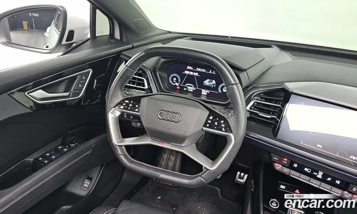 Audi Q4 e-tron 2022 0.1 гидро в Москве № 163012, фото 13