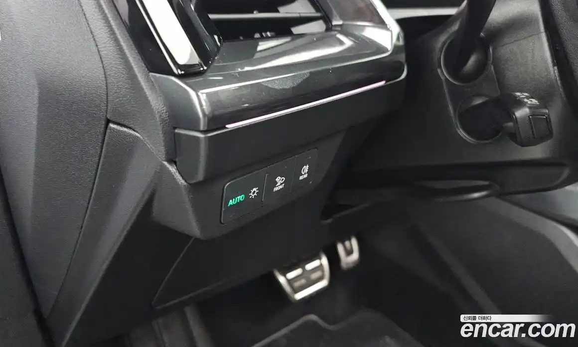 Audi Q4 e-tron 2022 0.1 гидро в Москве № 163012, фото 16