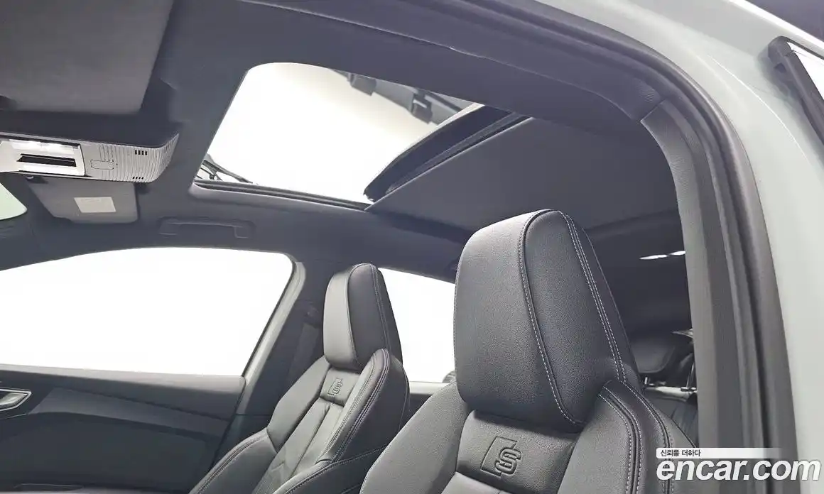 Audi Q4 e-tron 2022 0.1 гидро в Москве № 163012, фото 17