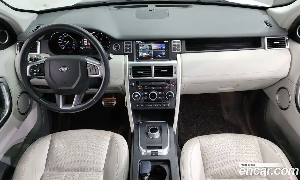 Land Rover Discovery Sport 2016 2.0 гидро в Москве № 166451, фото 7