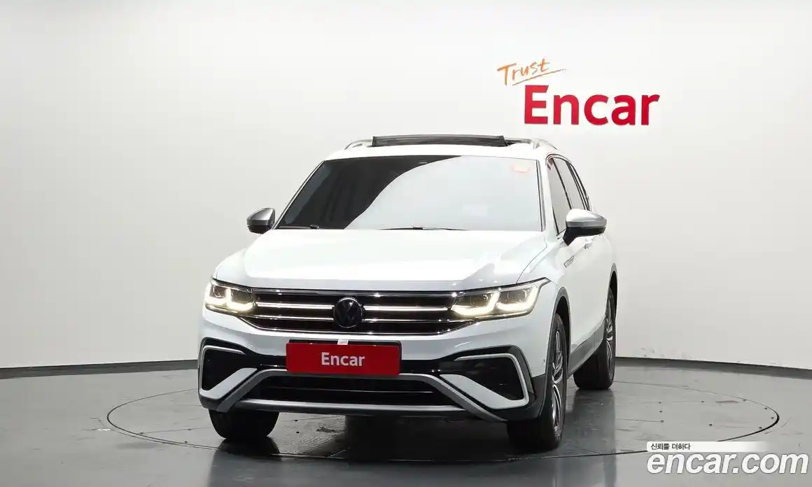 Volkswagen Tiguan 2024 2.0 гидро в Москве № 168445, фото 3