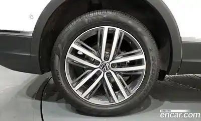 Volkswagen Tiguan 2024 2.0 гидро в Москве № 168445, миниатюра 5