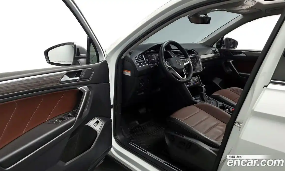 Volkswagen Tiguan 2024 2.0 гидро в Москве № 168445, фото 10