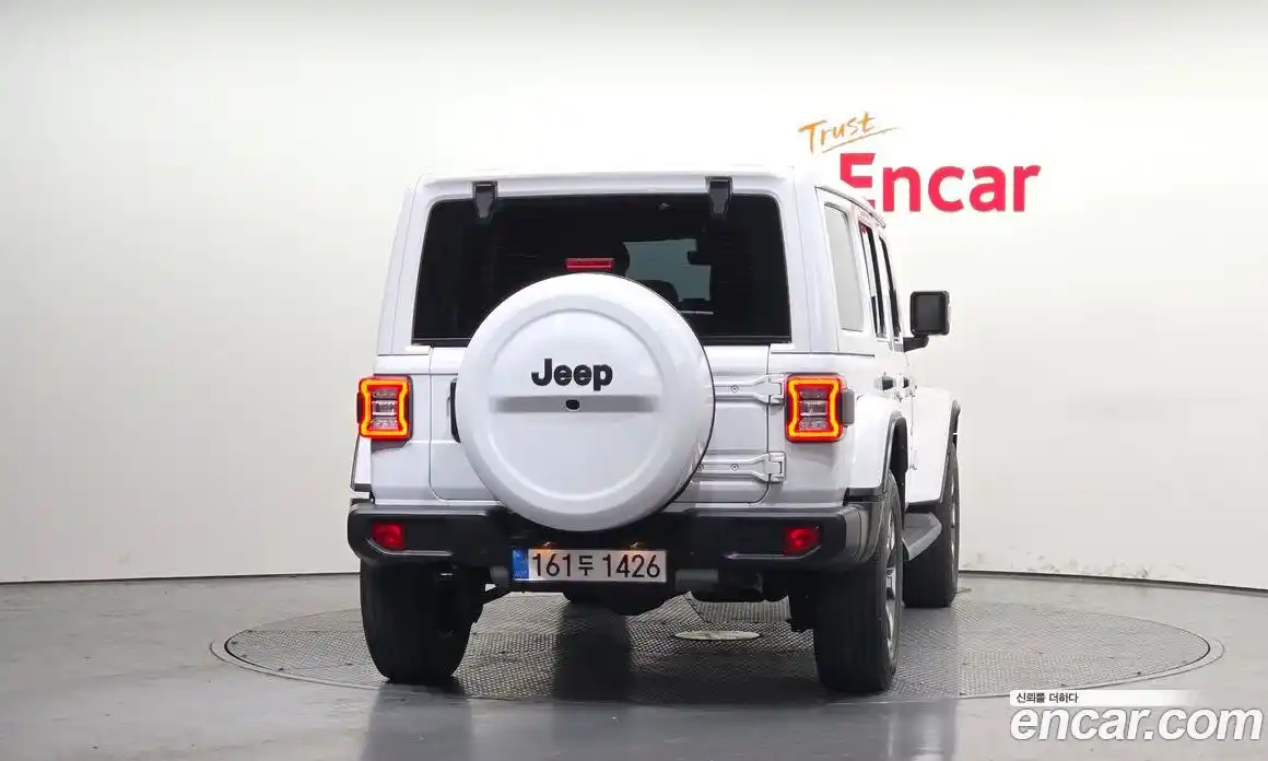 Jeep Wrangler 2022 2.0 гидро в Москве № 169685, фото 4
