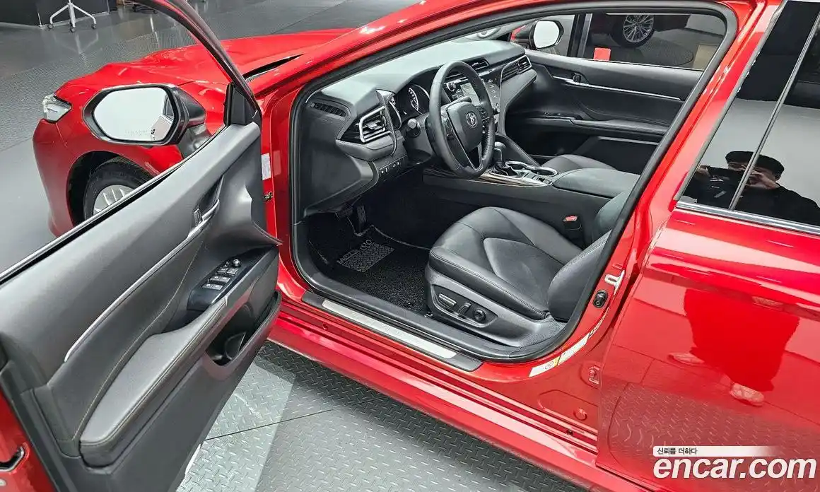 Toyota Camry 2017 2.5 гидро в Москве № 170198, фото 11