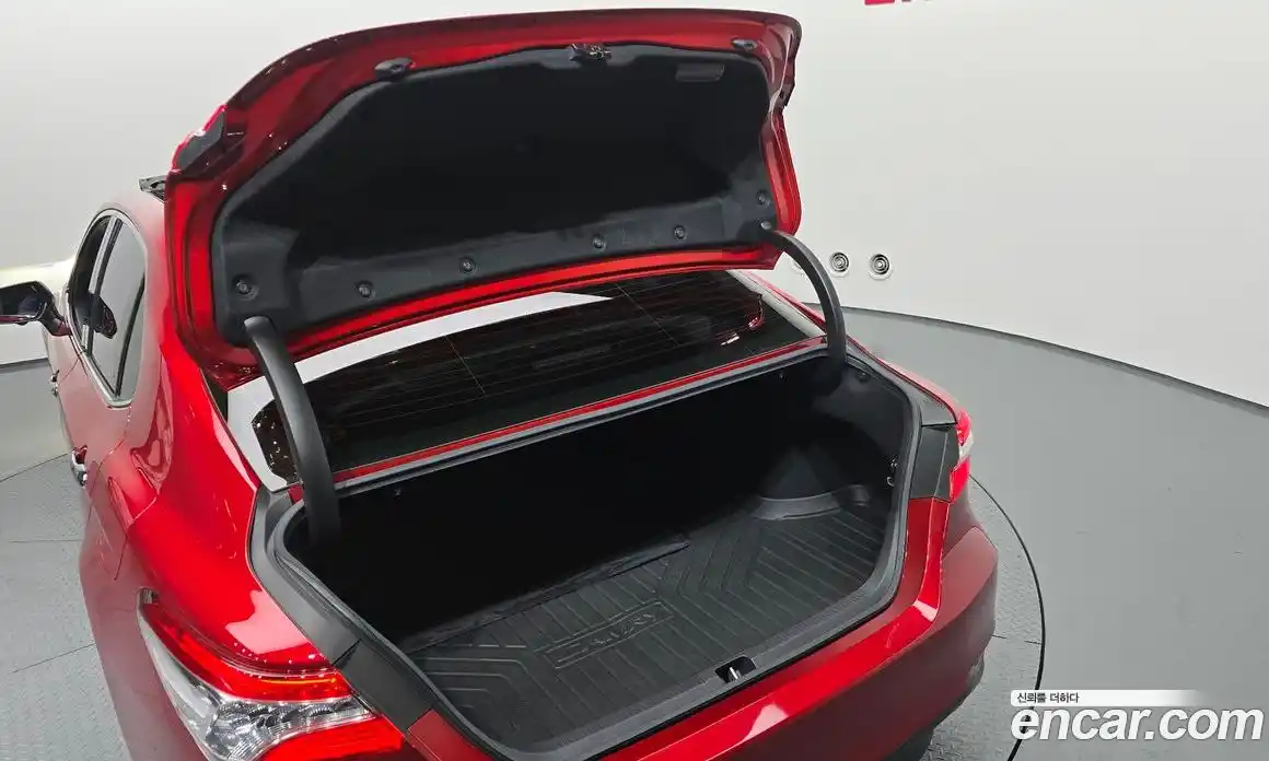 Toyota Camry 2017 2.5 гидро в Москве № 170198, фото 20