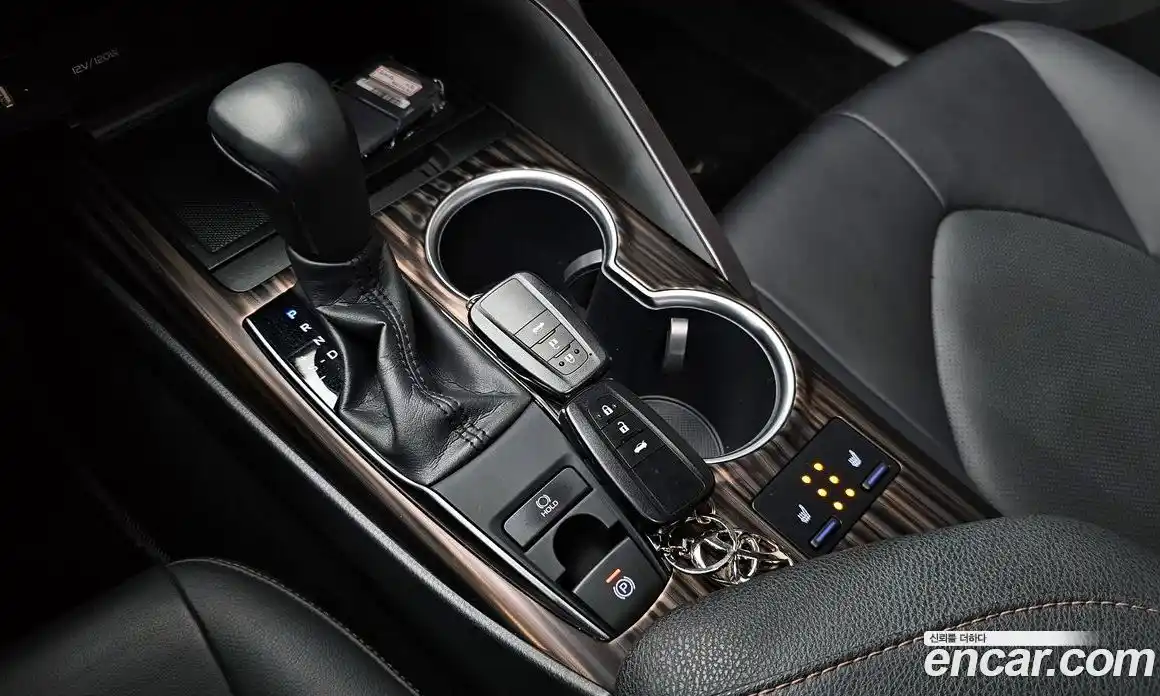 Toyota Camry 2017 2.5 гидро в Москве № 170198, фото 9