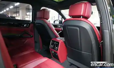 Porsche Cayenne 2022 3.0 гидро в Москве № 1837087, миниатюра 6