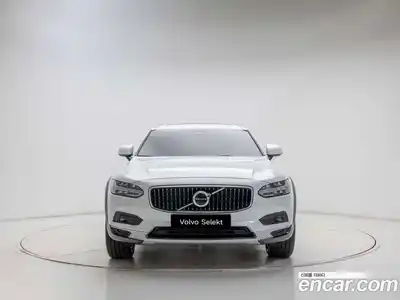 Volvo V90 2025 2.0 гидро в Москве № 1981707, миниатюра 2