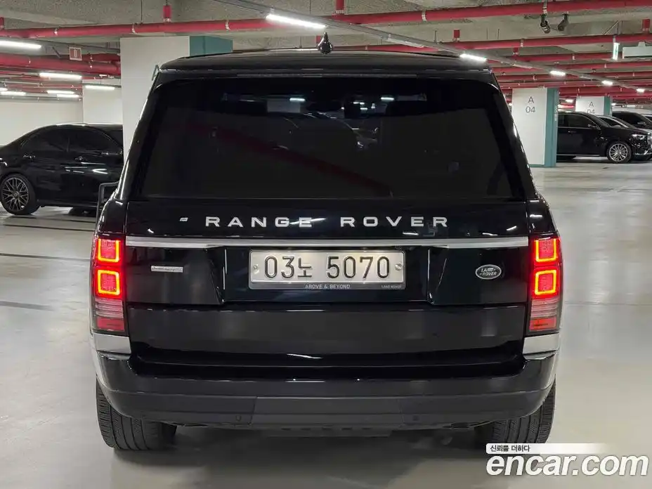 Land Rover Range-Rover 2017 4.4 гидро в Москве № 198236, фото 4