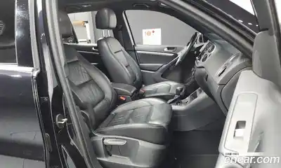 Volkswagen Tiguan 2015 2.0 гидро в Москве № 204427, миниатюра 11