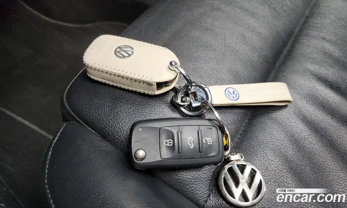 Volkswagen Tiguan 2015 2.0 гидро в Москве № 204427, фото 19
