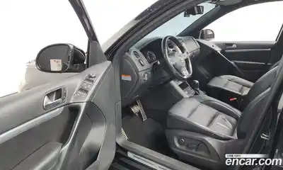 Volkswagen Tiguan 2015 2.0 гидро в Москве № 204427, миниатюра 10