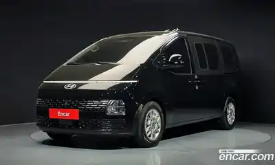 Hyundai Staria, 2025