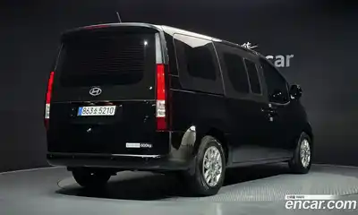 Hyundai Staria 2025 2.2 гидро в Москве № 2049703, миниатюра 2