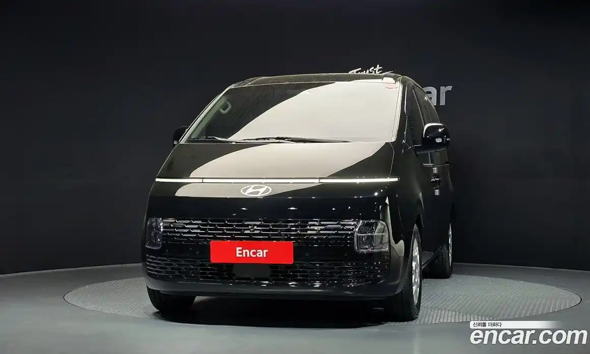 Hyundai Staria 2025 2.2 гидро в Москве № 2049703, фото 3