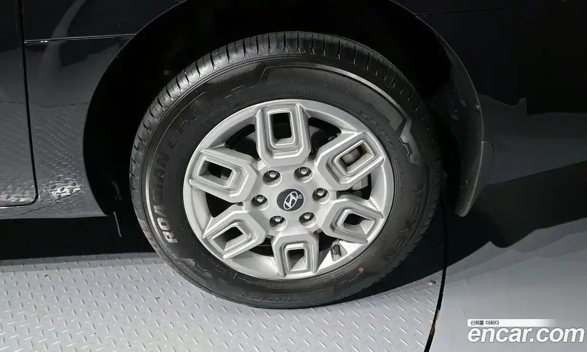 Hyundai Staria 2025 2.2 гидро в Москве № 2049703, фото 7