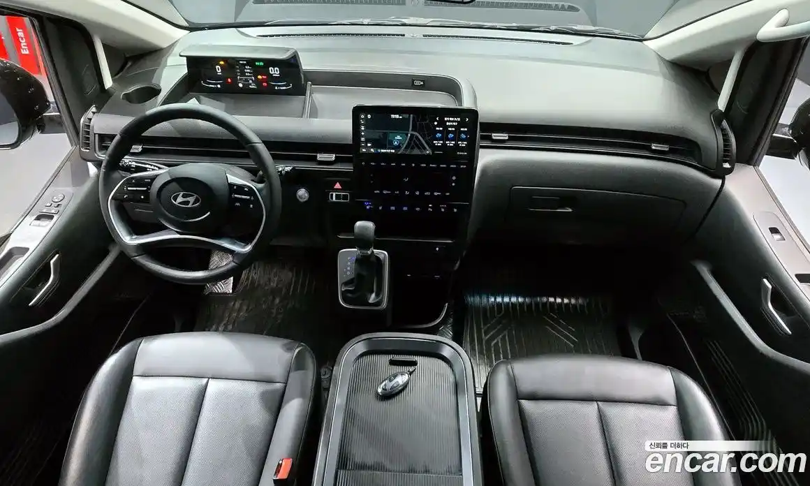 Hyundai Staria 2025 2.2 гидро в Москве № 2049703, фото 10