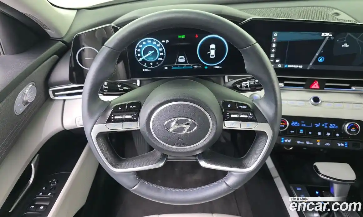 Hyundai Avante 2023 1.6 гидро в Москве № 2049729, фото 19
