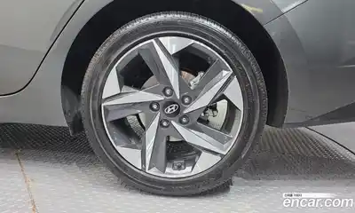 Hyundai Avante 2023 1.6 гидро в Москве № 2049729, миниатюра 5