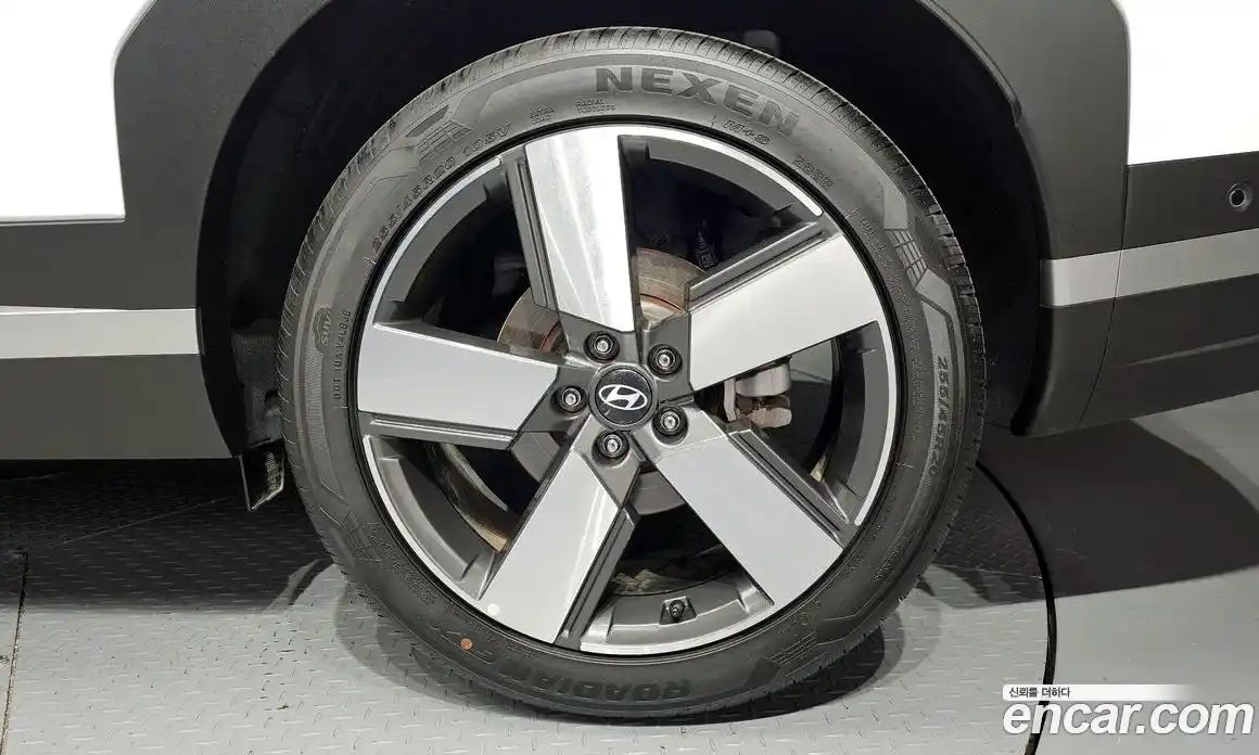 Hyundai Santa Fe 2024 2.5 гидро в Москве № 2049911, фото 7