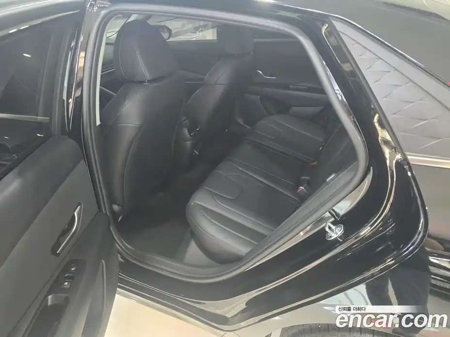 Hyundai Avante 2025 1.6 гидро в Москве № 2049947, фото 14