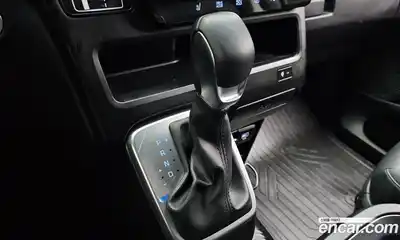 Hyundai Staria 2024 3.5 гидро в Москве № 2049952, миниатюра 9