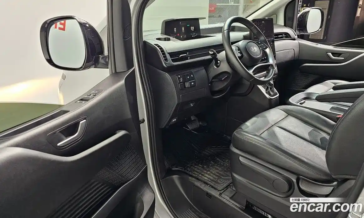Hyundai Staria 2024 3.5 гидро в Москве № 2049952, фото 10