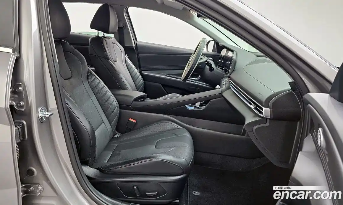 Hyundai Avante 2023 1.6 гидро в Москве № 2049959, фото 17