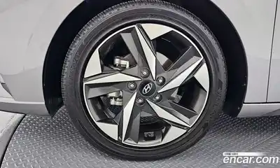 Hyundai Avante 2023 1.6 гидро в Москве № 2049959, миниатюра 5