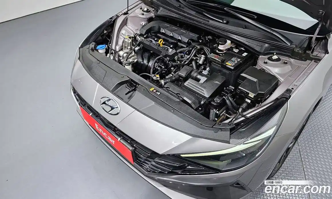 Hyundai Avante 2023 1.6 гидро в Москве № 2049959, фото 6