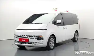 Hyundai Staria L3.5 Tourer 11-Seater Modern