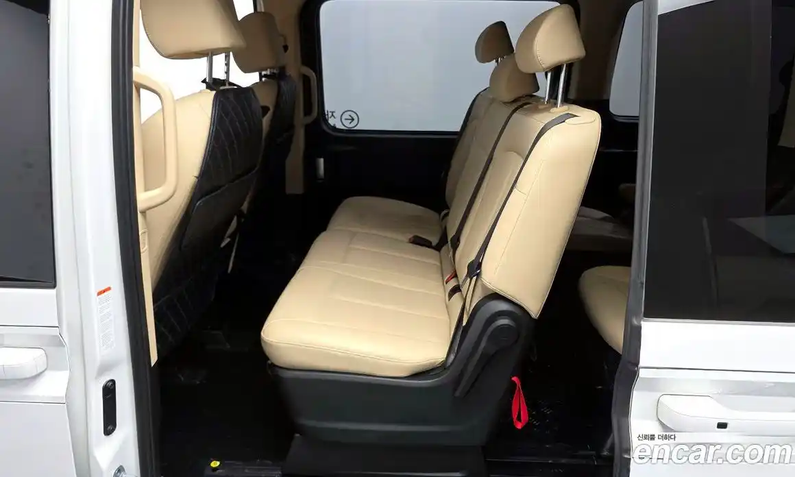 Hyundai Staria 2024 3.5 гидро в Москве № 2050079, фото 16