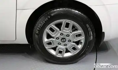 Hyundai Staria 2024 3.5 гидро в Москве № 2050079, миниатюра 7
