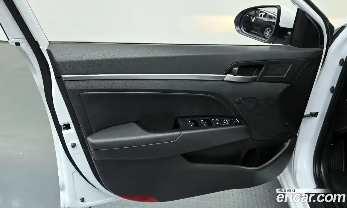 Hyundai Avante 2019 1.6 гидро в Москве № 2050119, фото 14