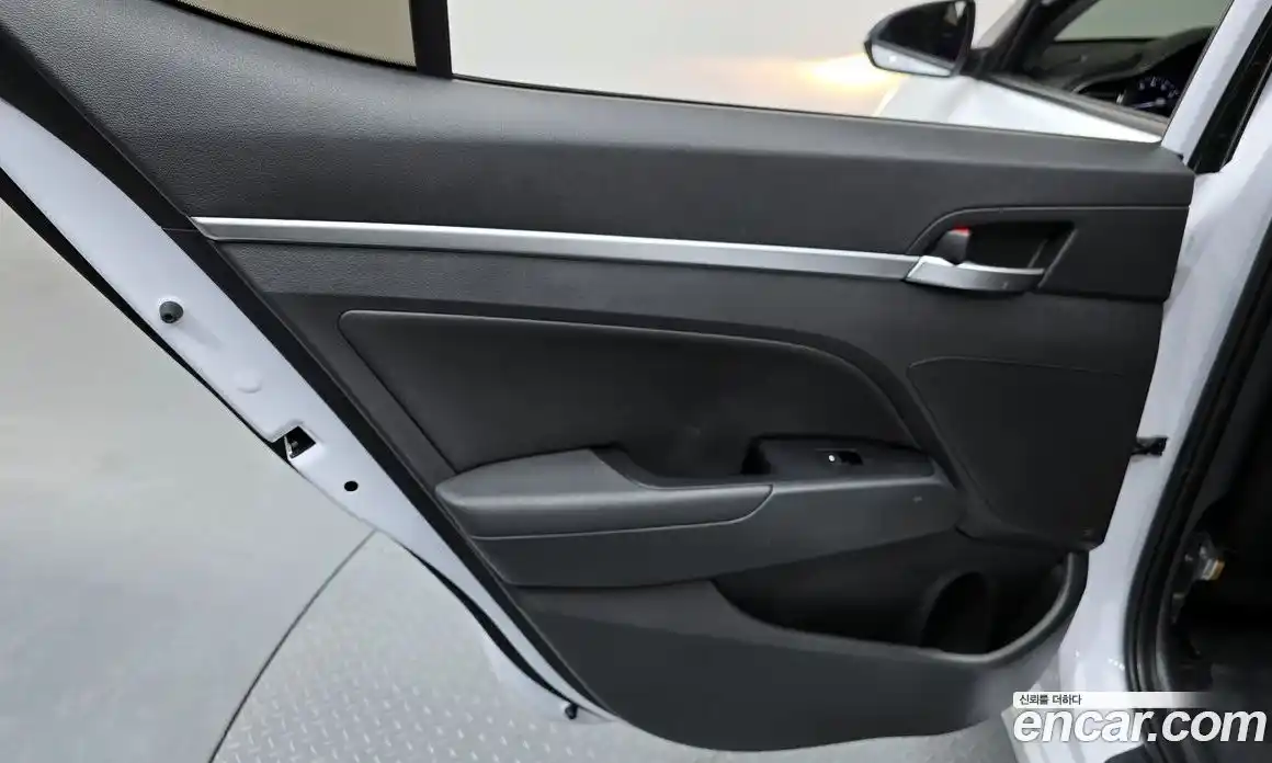 Hyundai Avante 2019 1.6 гидро в Москве № 2050119, фото 15