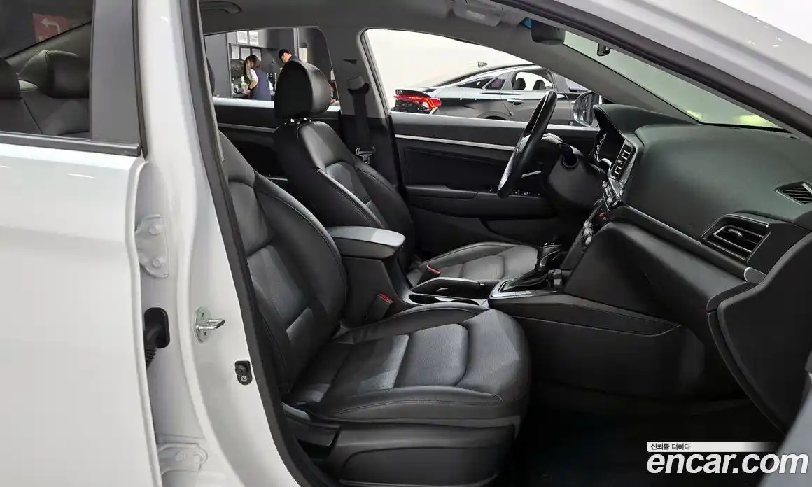 Hyundai Avante 2019 1.6 гидро в Москве № 2050119, фото 16