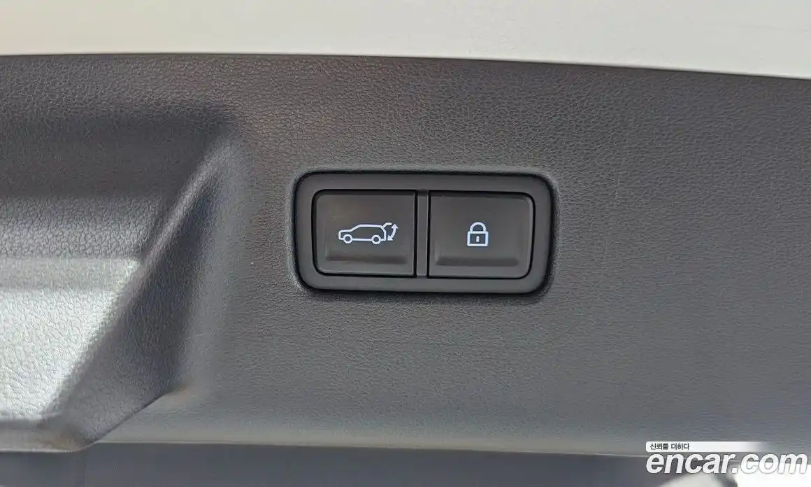 Hyundai Santa Fe 2023 2.5 гидро в Москве № 2050159, фото 21