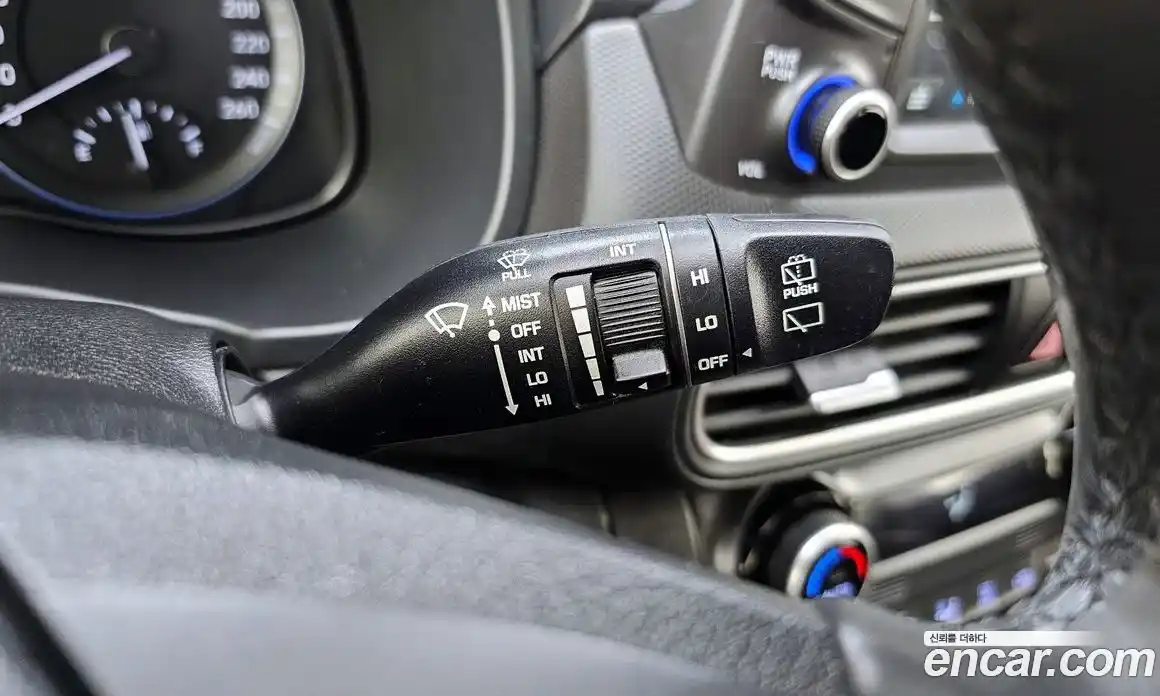 Hyundai Kona 2018 1.6 гидро в Москве № 2050183, фото 24