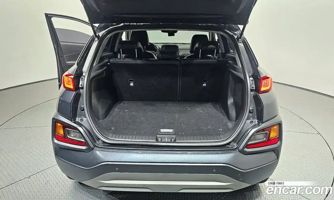 Hyundai Kona 2018 1.6 гидро в Москве № 2050183, фото 28
