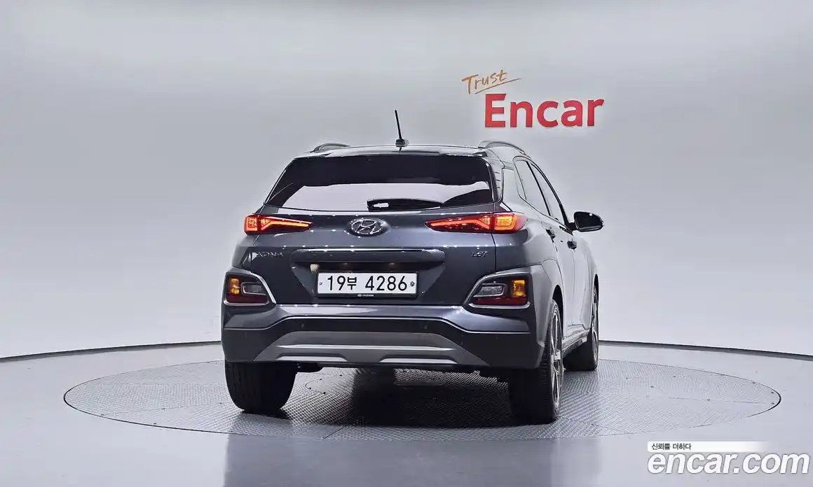 Hyundai Kona 2018 1.6 гидро в Москве № 2050183, фото 4