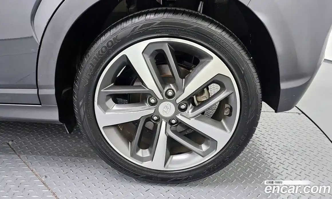 Hyundai Kona 2018 1.6 гидро в Москве № 2050183, фото 7