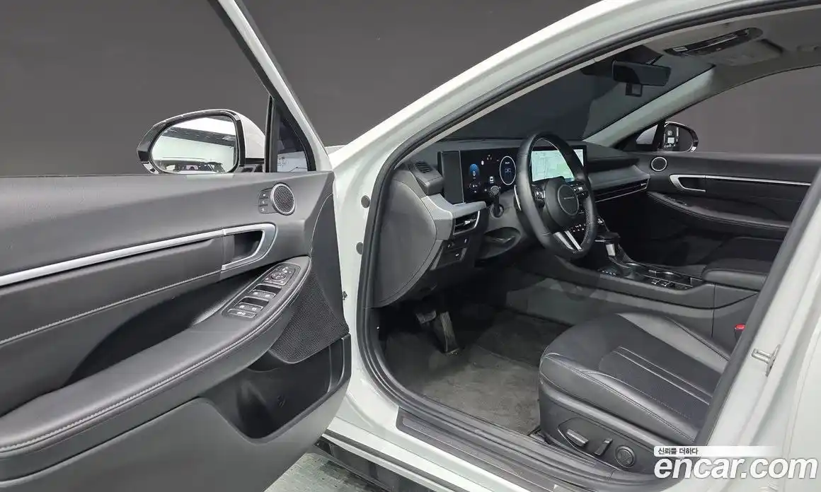 Hyundai Sonata 2023 2.0 гидро в Москве № 2050234, фото 10