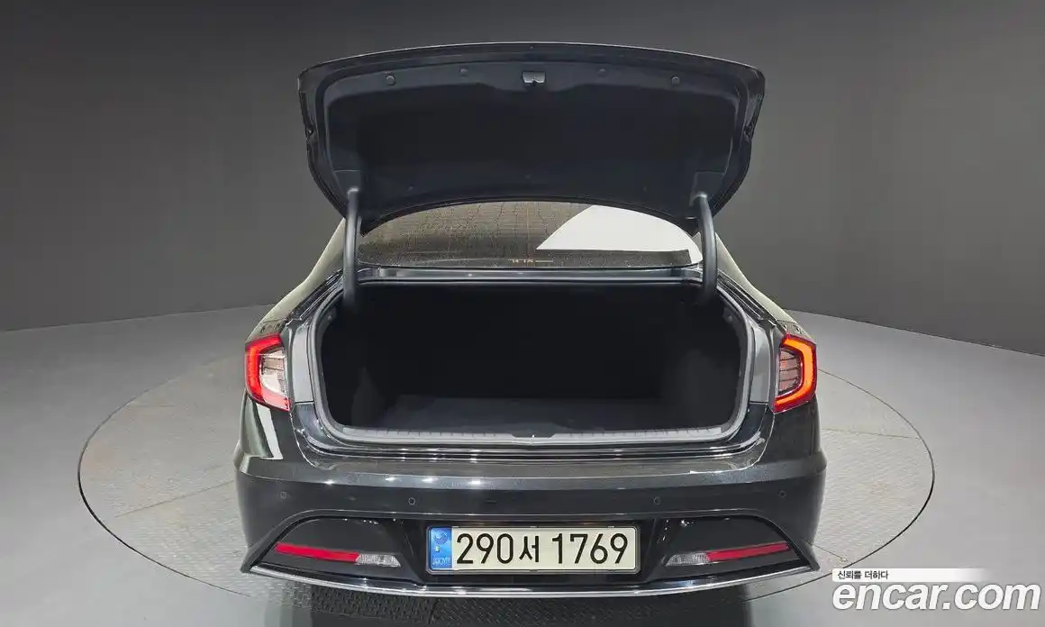 Hyundai Sonata 2021 2.0 гидро в Москве № 2050315, фото 25
