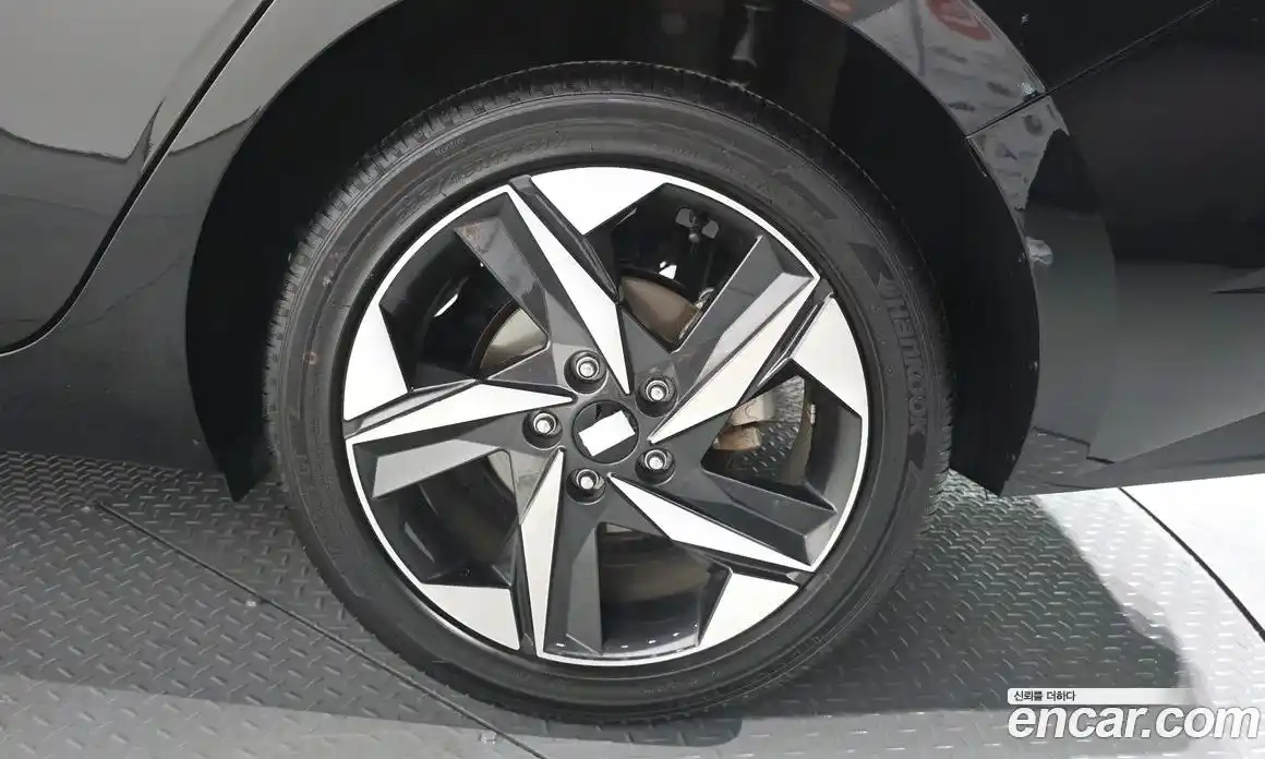 Hyundai Avante 2022 1.6 гидро в Москве № 2050400, фото 5