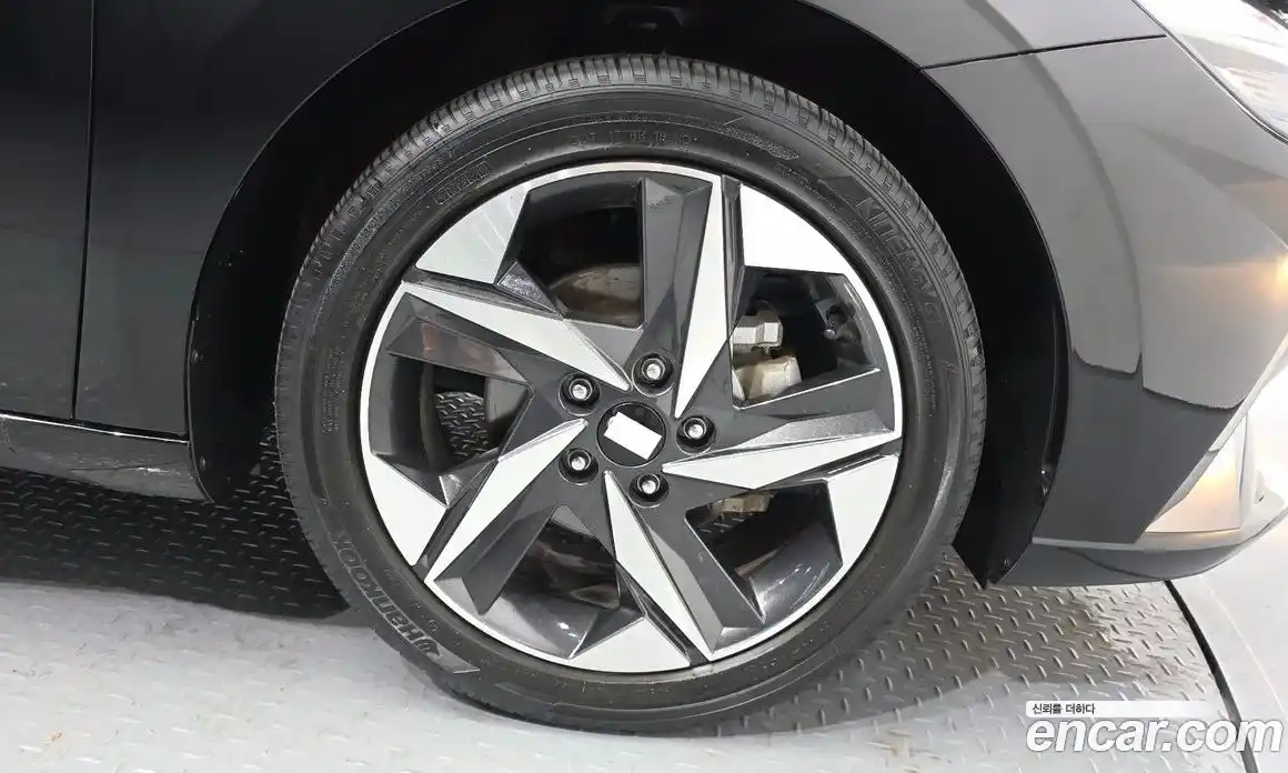 Hyundai Avante 2022 1.6 гидро в Москве № 2050400, фото 7
